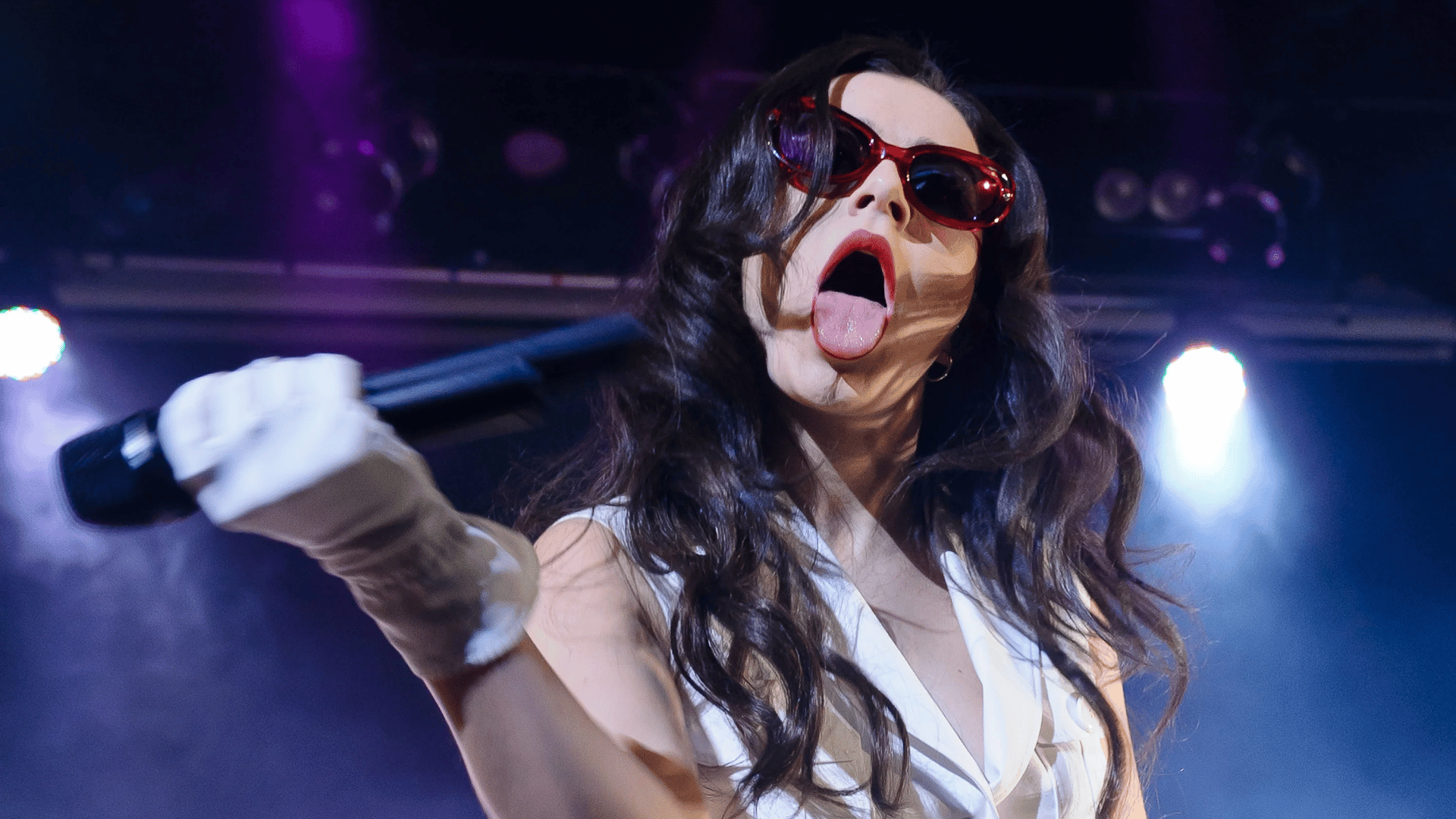 Buses to Charli XCX at Malahide Castle