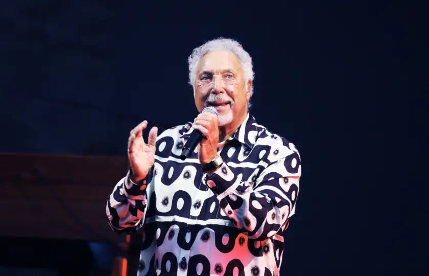 Buses to Tom Jones Live at Palmerstown