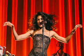 Buses to Olivia Dean at Marlay Park